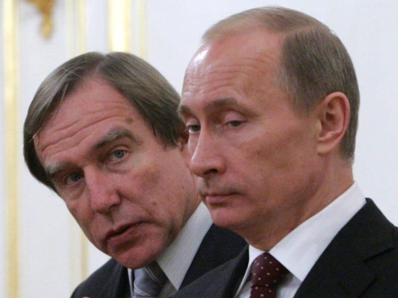 Vladimir Putin - Sergei Roldugin